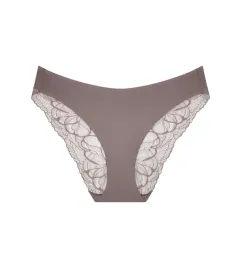 koronkowe-majtki-triumph-figi-body-make-up-illusion-lace-highleg-tai-42