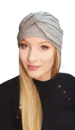 turban-sara-metal-01-czapka-modna-i-ekologiczna-takze-po-chemioterapii