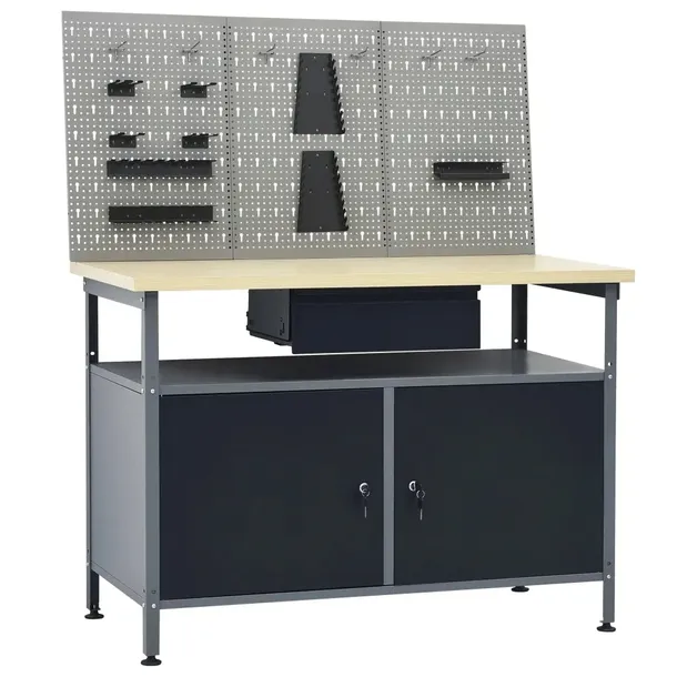 stol-roboczy-z-trzema-panelami-sciennymi