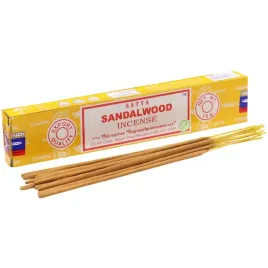 indyjskie-kadzidelka-satya-drzewo-sandalowe-sandalwood-15-g