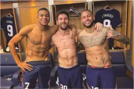obraz-na-plotnie-canvas-obraz-kylian-mbappe-neymar-leo-messi-psg-90x60-cm