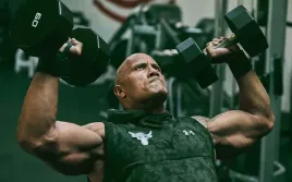 obraz-na-plotnie-canvas-dwayne-the-rock-johnson-kulturysta-90x60-9