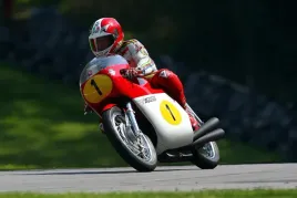obraz-na-plotnie-canvas-giacomo-agostini-moto-gp-motocykl-90x60-2