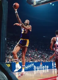 obraz-na-plotnie-canvas-kareem-abdul-jabbar-nba-la-lakers-90x60