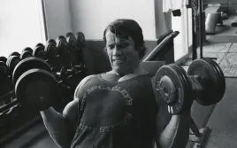 obraz-na-plotnie-canvas-arnold-schwarzenegger-kulturysta-90x60-cm