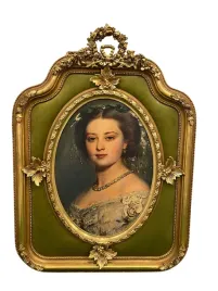 dama-kameliowa-obraz-zlota-rama