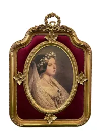 obraz-zlota-rama-dama-z-wiankiem