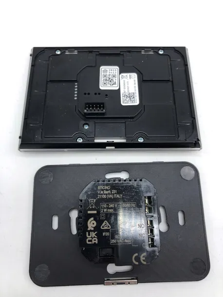 termostat-bticino-smart-typ-pieca-inny