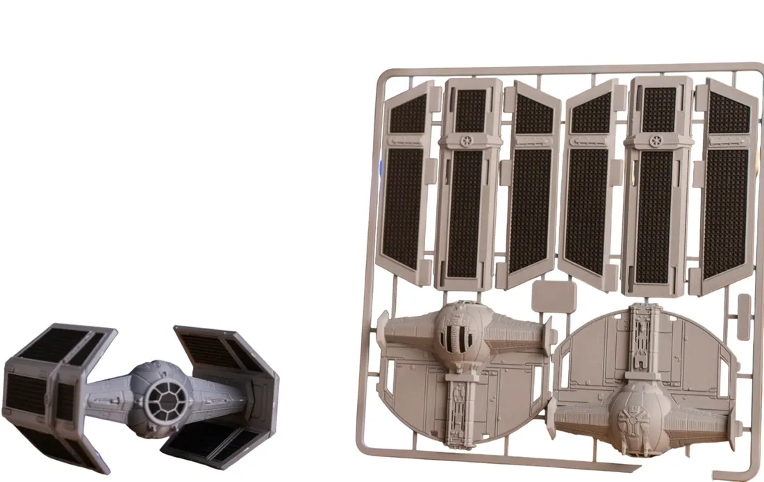 model-star-wars-tie-advanced-kit-card-1-60-stan-nowy