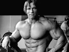 plakat-arnold-schwarzenegger-kulturysta-50x40-cm