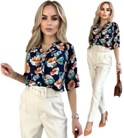 elegancka-bluzka-damska-dekolt-v-guziczki-print-kwiaty