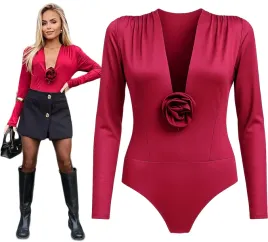 bordowe-eleganckie-dopasowane-body-damskie-gleboki-dekolt-roza-sale