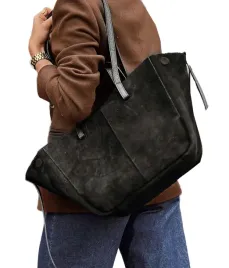 pojemna-skorzana-torebka-damska-shopper-na-ramie-zamsz-naturalny-czarna