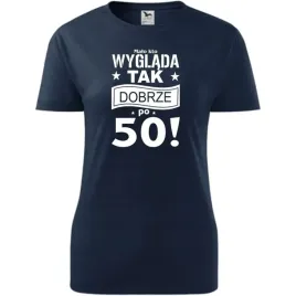 damska-koszulka-z-nadrukiem-malo-kto-wyglada-tak-dobrze-po-50-na-prezent-c