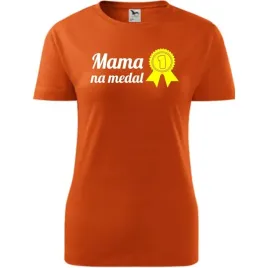 damska-koszulka-na-dzien-mamy-mama-na-medal-na-prezent-dla-mamy-urodziny-po
