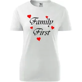 damska-koszulka-na-dzien-mamy-family-first-na-prezent-dla-mamy-urodziny-bia
