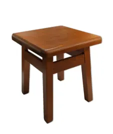 taboret-sosnowy-stolek-drewniany-kuchenny-maly-kwadratowy-kol-kasztan