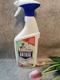 antikal-antibakteriell-odkamieniacz-do-lazienki-spray-800ml