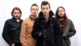 podkladka-pod-mysz-nadruk-22x18-cm-arctic-monkeys-zespol-hard-rock-prezent