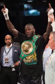 podkladka-pod-mysz-nadruk-22x18-cm-deontay-wilder-box-boxer-tekst-prezent
