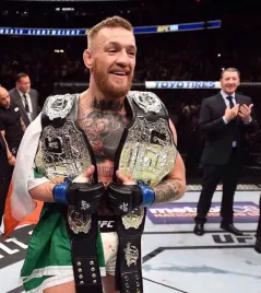 podkladka-pod-mysz-nadruk-22x18-cm-conor-mcgregor-the-notorious-prezent