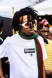 podkladka-pod-mysz-nadruk-22x18-cm-playboi-carti-raper-rap-tekst-prezent