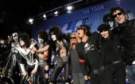 podkladka-pod-mysz-nadruk-22x18-cm-motley-crue-motley-crue-tekst-prezent
