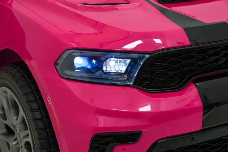 auto-dodge-durango-rozowy-na-akumulator-dla-dzieci-gratisy-pojemnosc-akumulatora-7-ah