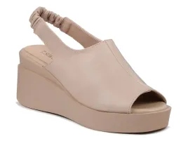sandaly-damskie-na-koturnie-skorzane-bezowe-t-sokolski-l26-407-wsuwane