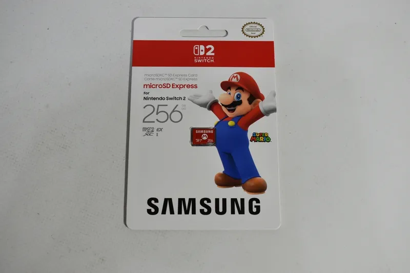 samsung-microsd-express-card-256-gb-switch-2