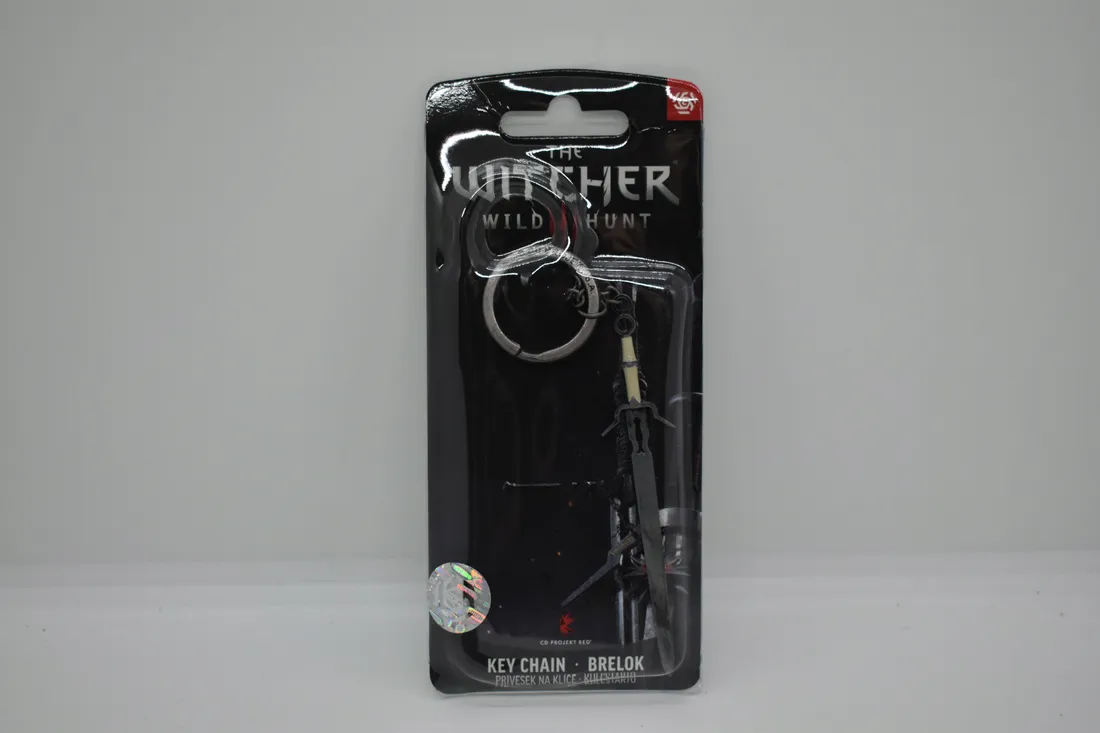 the-witcher-3-ciri-sword-keychain