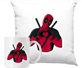 zestaw-poduszka-kubek-deadpool-wade-wilson-pomysl-na-prezent-imie-2