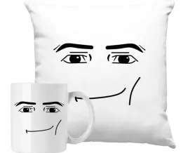 zestaw-poduszka-kubek-roblox-man-face-pomysl-na-prezent-imie