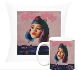 zestaw-poduszka-kubek-prezent-melanie-martinez-cry-baby-imie-18