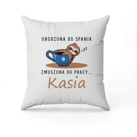 biala-poduszka-swiateczna-z-nadrukiem-zmuszona-do-pracy-imie