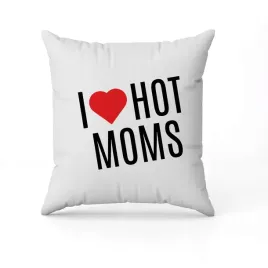 foto-poduszka-dekoracyjna-z-nadrukiem-prezent-i-love-hot-moms-imie