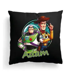 czarna-poduszka-z-imieniem-na-wielkanoc-toy-story-buzz-bajka-zabawki