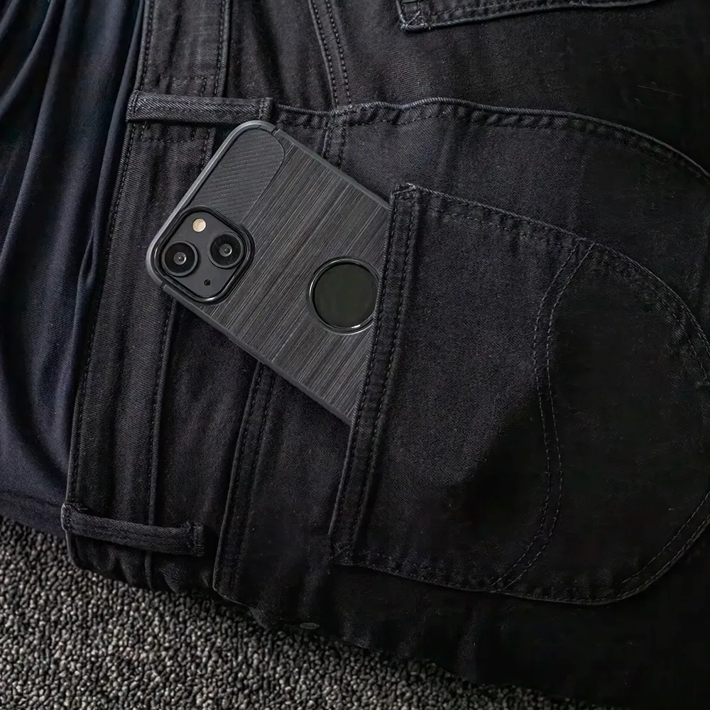 nakladka-simple-black-do-iphone-16-plus-67