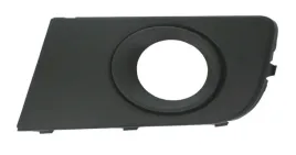 volkswagen-amarok-2010-atrapa-kratka-zderzaka-z-otworem-na-halogen-lewa