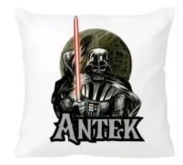 biala-poduszka-swiateczna-z-nadrukiem-prezent-star-wars-darth-vader-imie-7