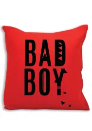 czerwona-poduszka-swiateczna-z-nadrukiem-prezent-bad-boy-imie