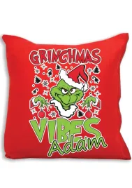 czerwona-poduszka-swiateczna-z-nadrukiem-prezent-na-swieta-grinch-imie-2