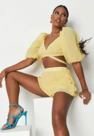 missguided-bluzka-top-braletka-z-wiazaniem-tw63117