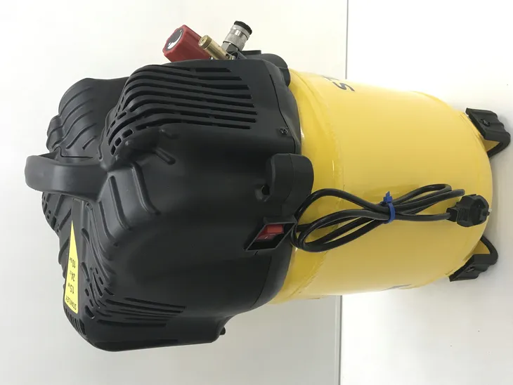 stanley-d-200-10-24v-kompresor-stan-powystawowy-marka-stanley