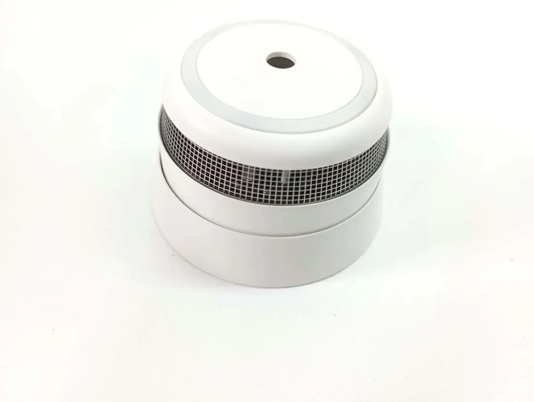 frient-inteligentny-czujnik-dymu-zigbee-smartthings-en14604