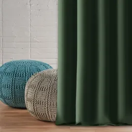 zaslona-z-matowej-tkaniny-ciemnozielona-na-tasmie-145x250cm-elodia