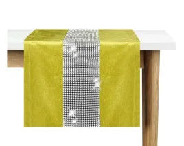 bieznik-welurowy-z-cyrkoniami-musztardowy-40x140cm-alessio