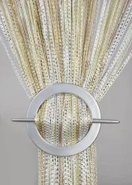 firana-makaron-ecru-bez-bialy-cieniowana-ze-srebrna-tasma-300x250cm