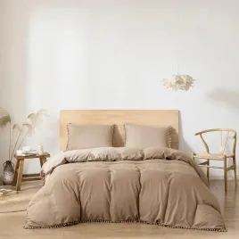 komplet-bezowej-poscieli-z-pomponami-160x200cm-beige-pomponella