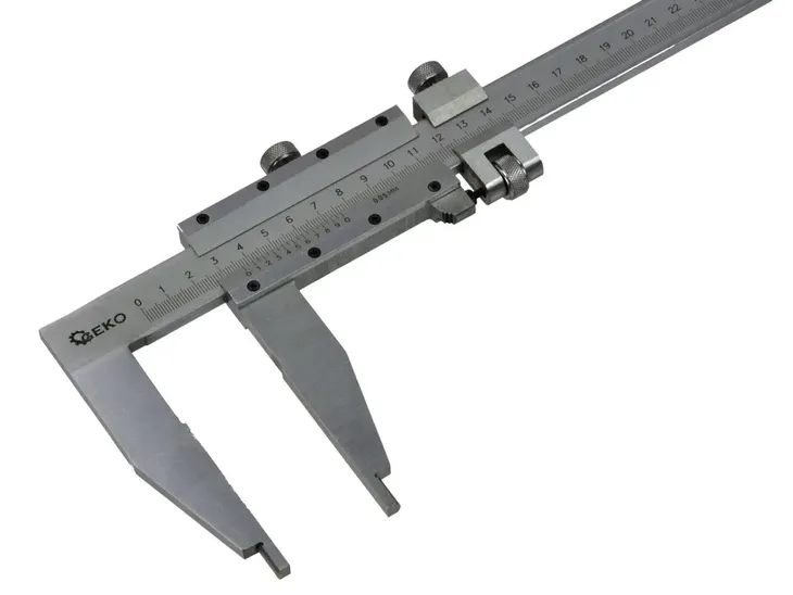 profesjonalna-suwmiarka-0-500-mm-005mm-waga-z-opakowaniem-1-8-kg